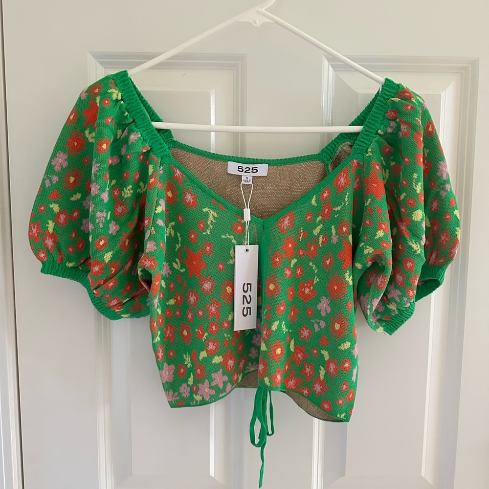 NEW 525 America Green Floral Knit Top sz. S